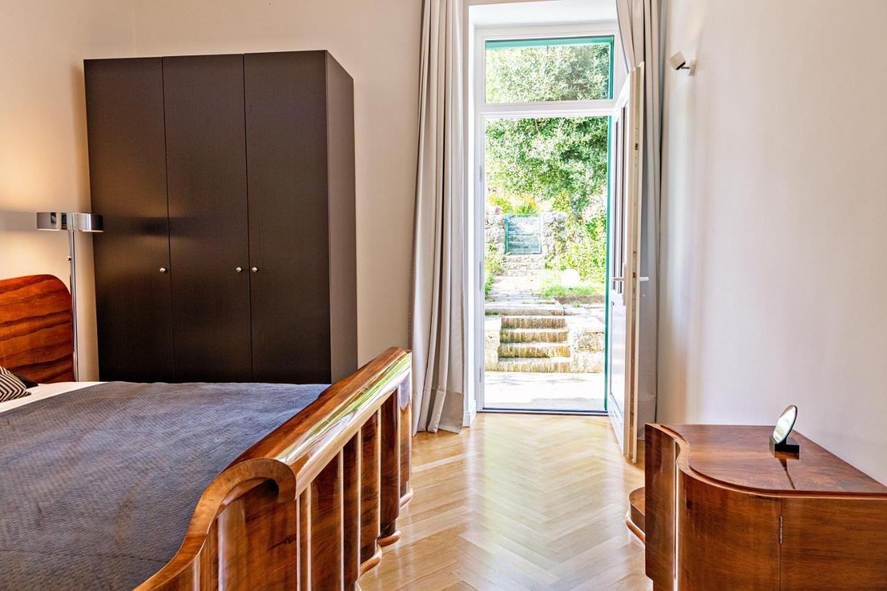 Deluxe Beachfront Apartment Klara, Lovran Dış mekan fotoğraf