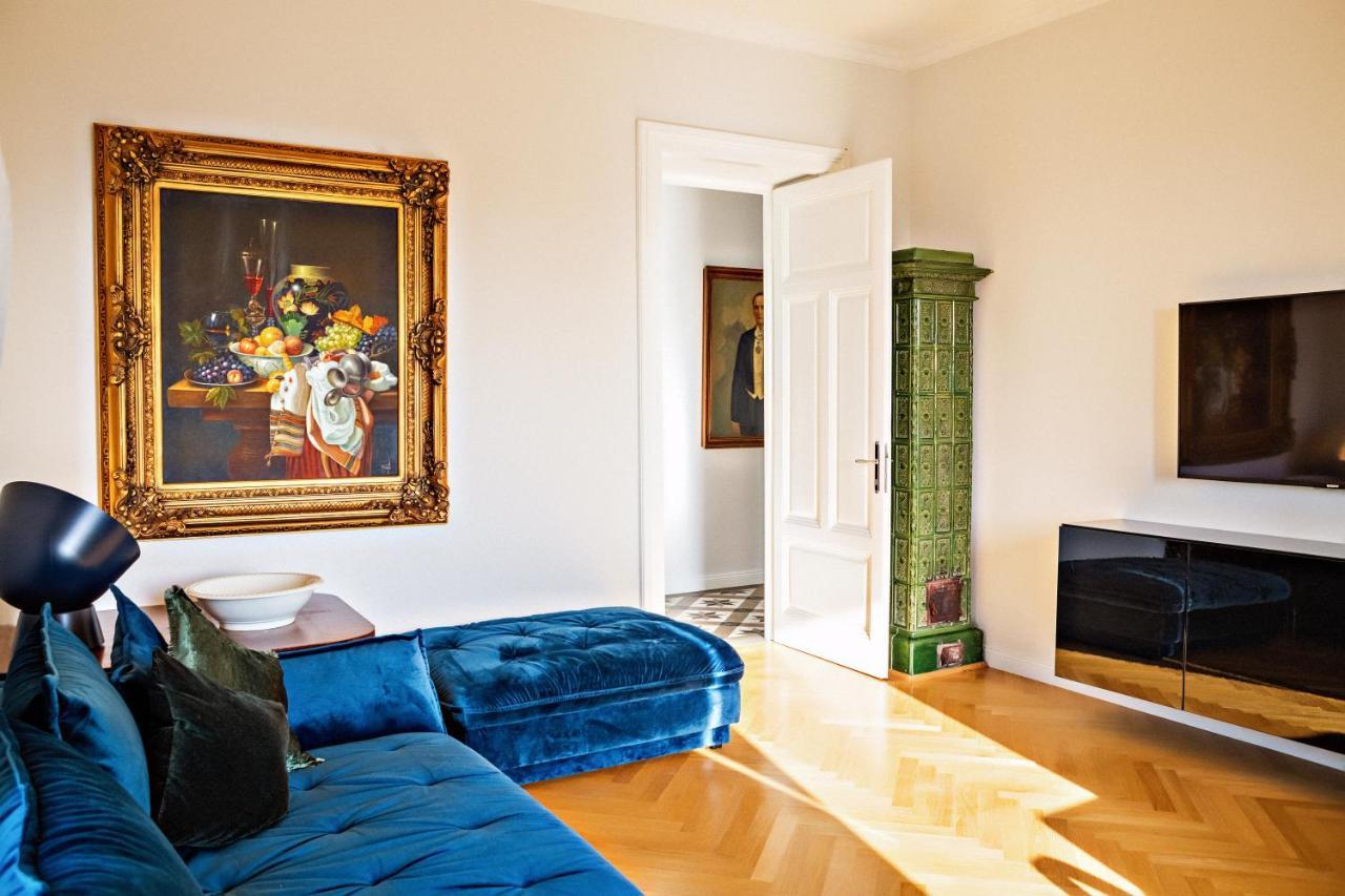 Deluxe Beachfront Apartment Klara, Lovran Dış mekan fotoğraf