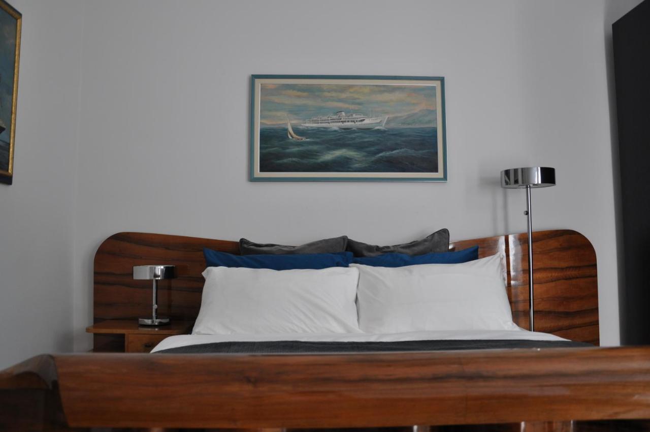 Deluxe Beachfront Apartment Klara, Lovran Dış mekan fotoğraf